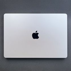 Apple MacBook Air 15-inch M3 2024 8GB RAM 512GB SSD Silver Refurbished Wi-Fi 6E MRYQ3LL/A