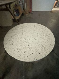 OLIVER SPACE LEIBOVITZ COFFEE TABLE