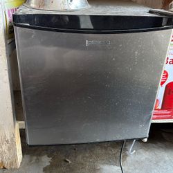 Mini Fridge Working