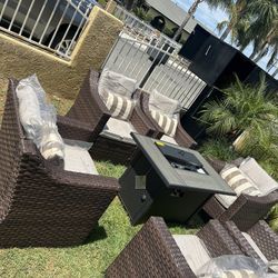 Patio Furniture Set Outdoor New In The Box 