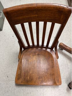 FREE Vtg oak chair needs repair