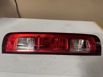 09-18 Ram 1500 Third Brake Light