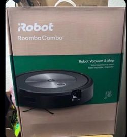 iRobot Roomba Vacuum And Mop