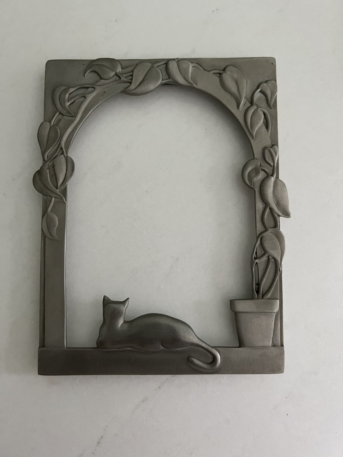 VINTAGE WHIMSICAL “FINE PEWTER” PHOTO FRAME