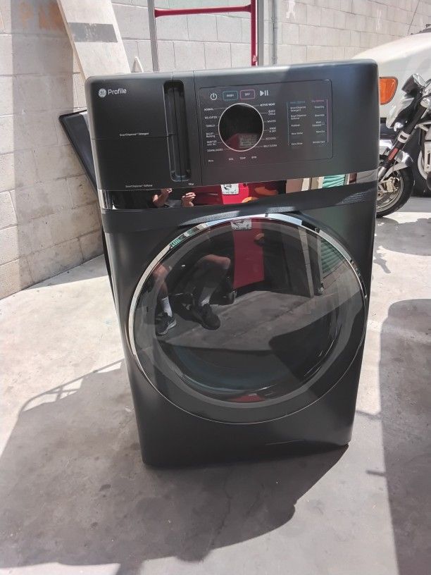 Washer dryer Combo G E PROFILE