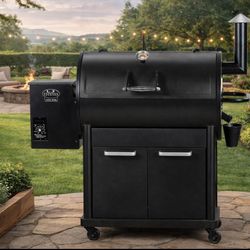 Brand New Bbq Smoker 