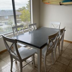 Table and 6 Chairs 
