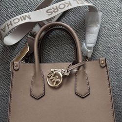Michael Kors Crossbody Bag