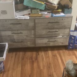 6 Drawer Dresser 