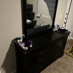 Dresser With Mirror Black