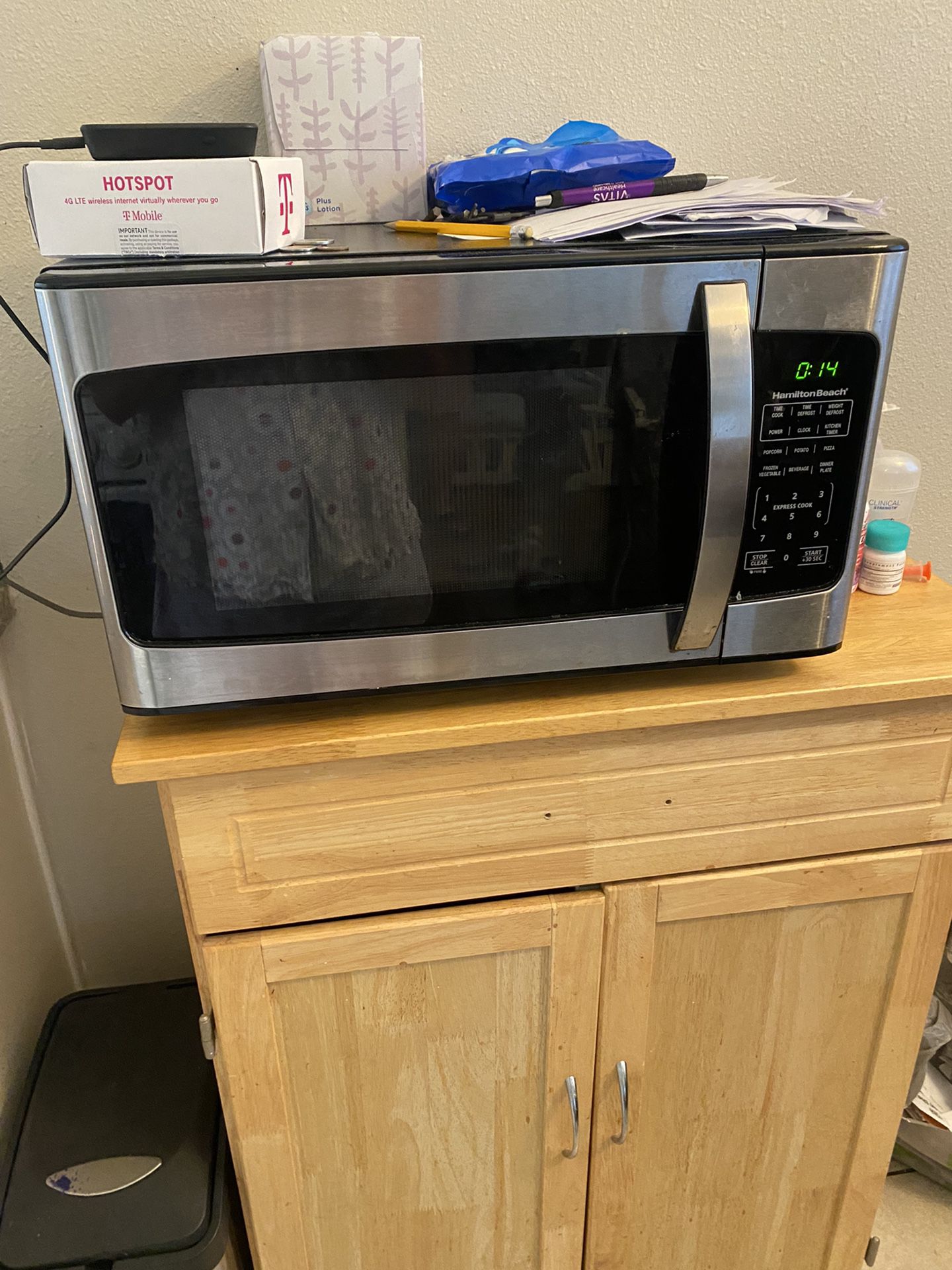 Microwave Hamilton Beach for Sale in Downey, CA - OfferUp