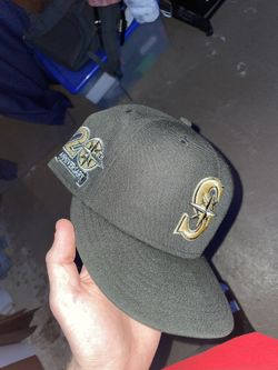 Lot Of 7 5/8 Fitteds