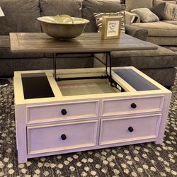 Beautiful Lift Coffe Table 