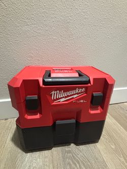 Milwaukee vacuum