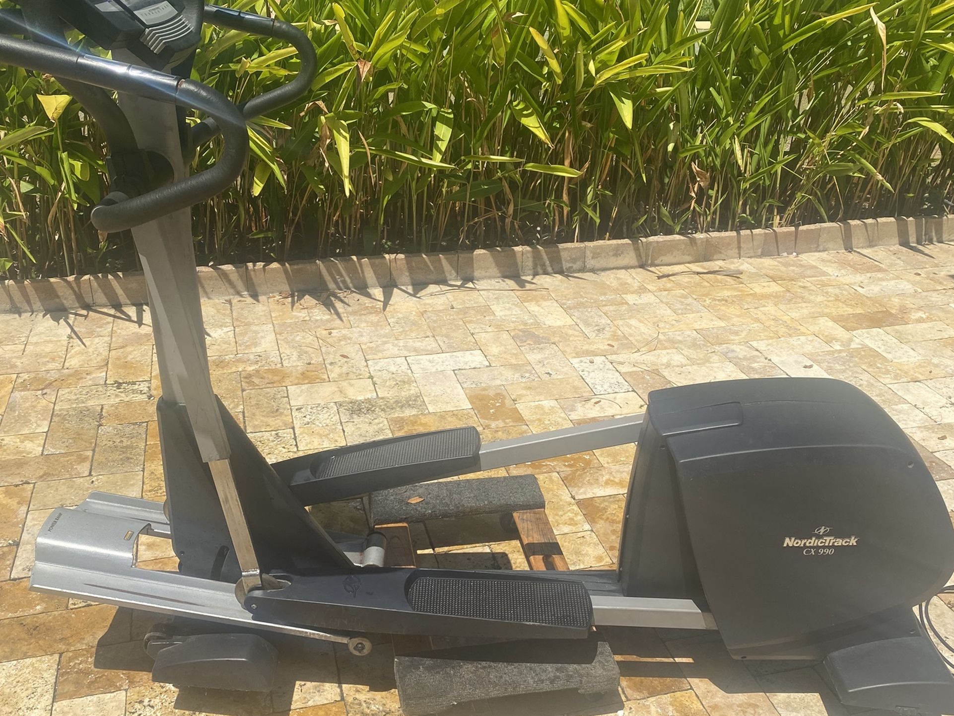 NordicTrak CX 990 Elliptical