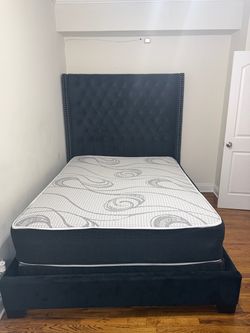 Black Queen  Bed Frame with Mattress