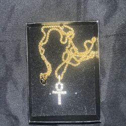Gold Franco Chain & Ankh Pendant 
