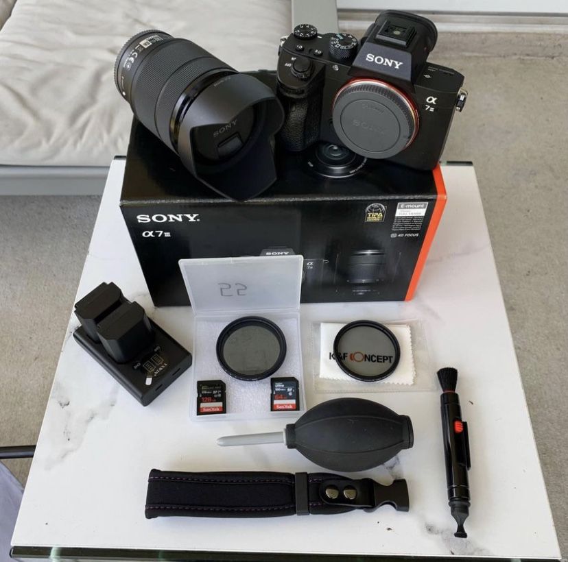 Sony Alpha A7 III A7M3 Mirrorless Camera 24.2MP WITH  28-70mm Lens, Lens Filters & Accessories
