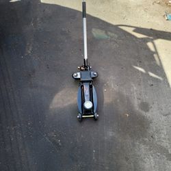 Husky 2 Ton Trolley Jack