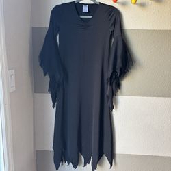 Spirit Halloween Girls Medium 8-10 Black Basic Witch Costume Easy Wear Jagged