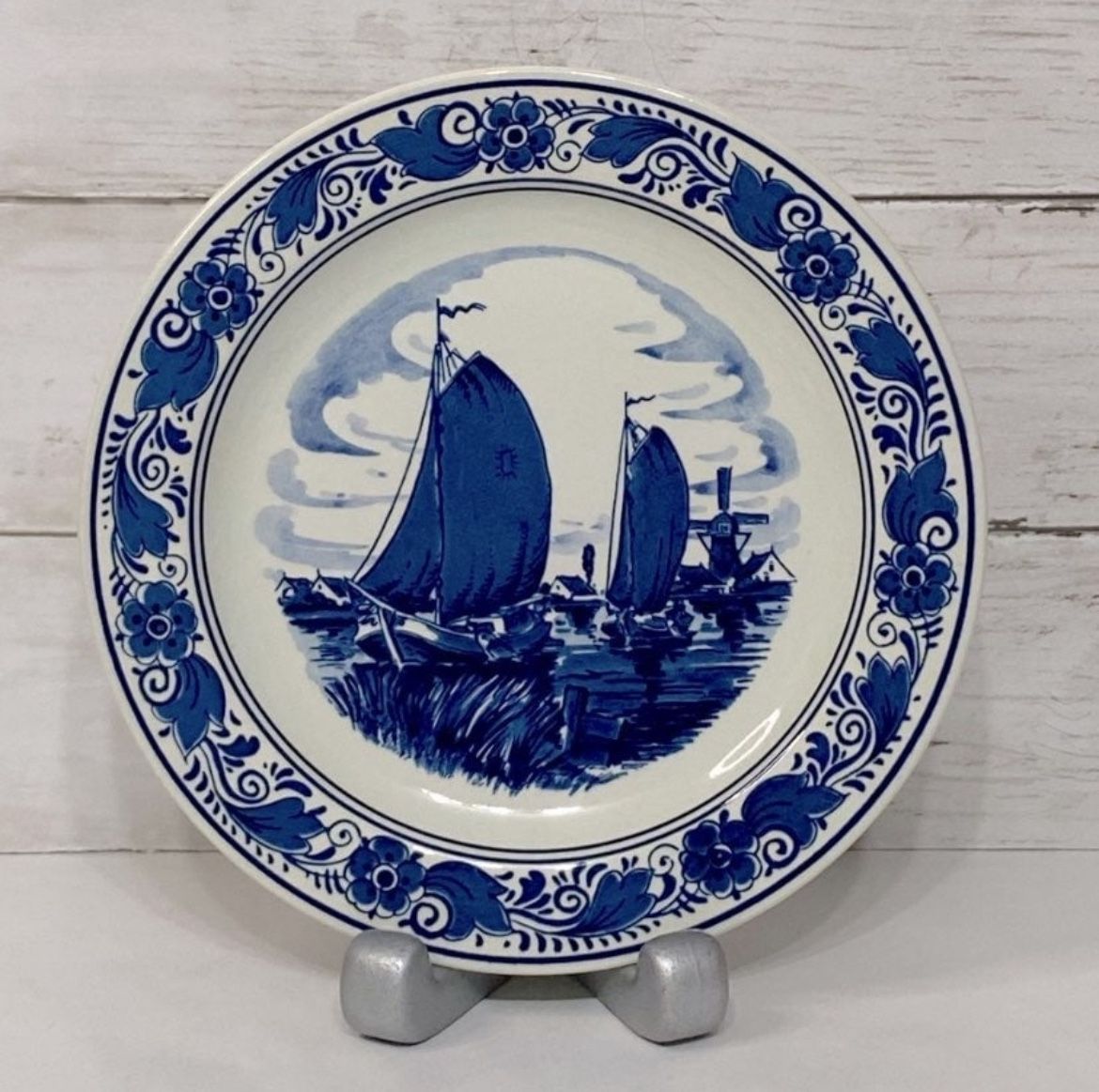 Vintage Royal Dislet Handpainted Plate PRICE FIRM