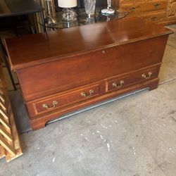 LANE Cedar Chest 