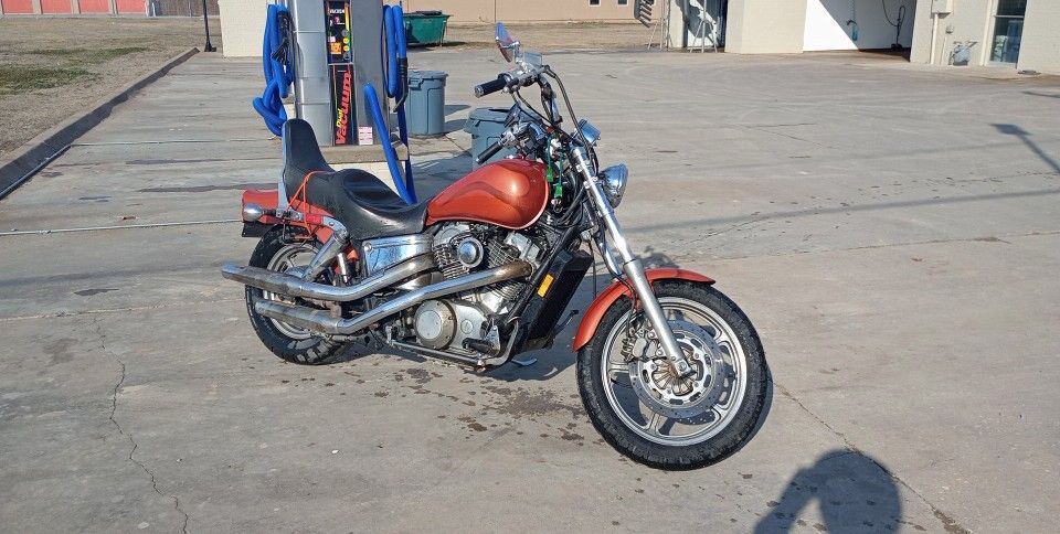 1995 Honda Shadow 1100 spirit