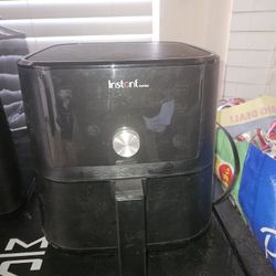 Instant Air Fryer Used 3 Times Need To Sell For My Mom's Funeral 