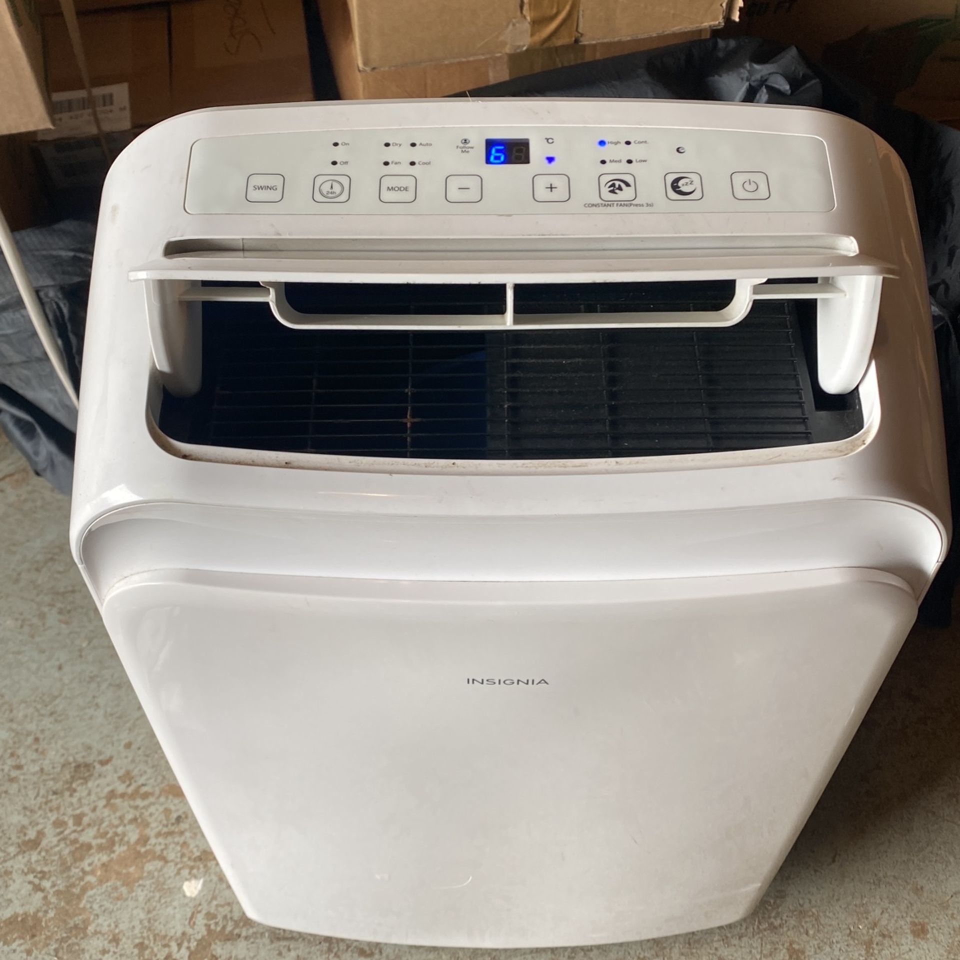 INSIGNIA Portable A/C 