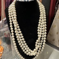Beautiful Pearl Necklace