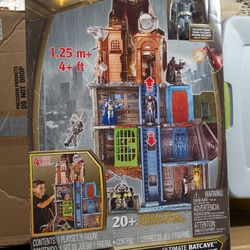 Mattel Batman Vs Superman Ultimate Batcave Playset Exclusive Figure New