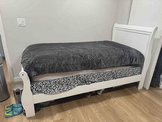 Bed dresser and nightstand