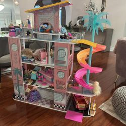 lol Doll House