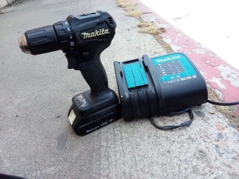 Makita XFD11 18V LXT Sub-Compact Brushless 1/2" Driver Drill w/Battery & Charger