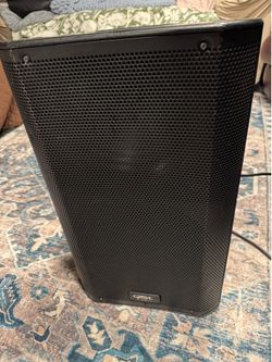 QSC K12 Solid Power Speaker