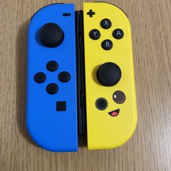 Nintendo Switch Fortnite Edition Fleet Force Controllers