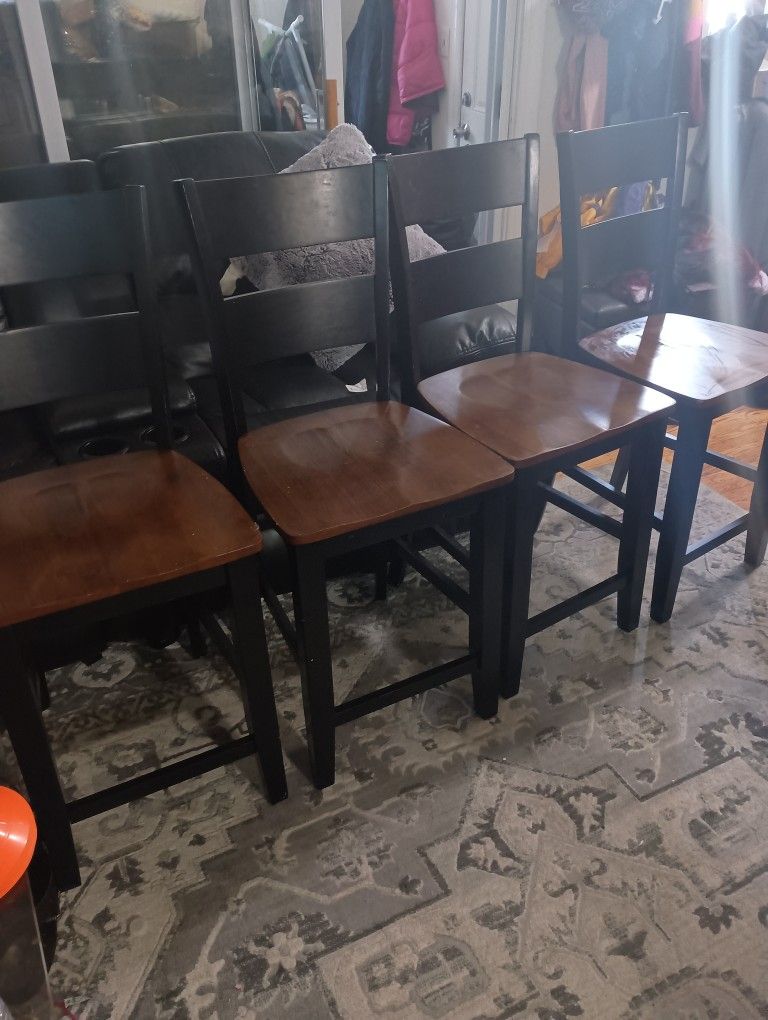 Wooden Bar Stool Set of 4