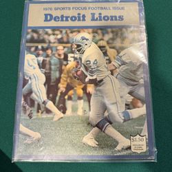 Sports focus football issue 1976