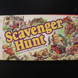 Vintage 1983 Scavenger Hunt Board Game by Milton Bradley