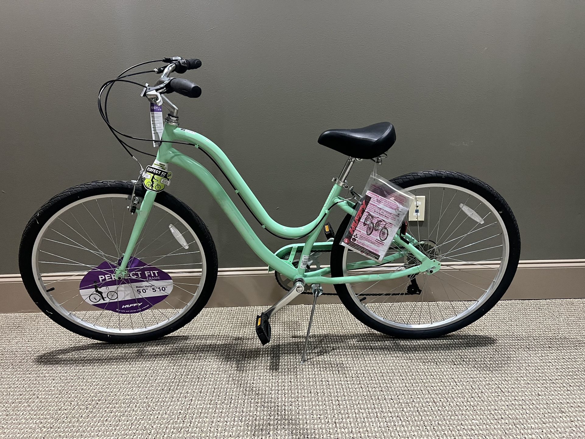 New - Huffy Parkside Woman’s Bike