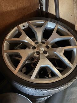 Alloy Wheel with Tire