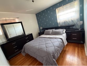 Four bedroom pieces