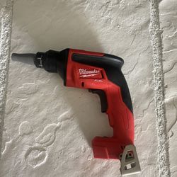 Milwaukee M18 Screw Gun