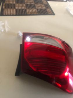 Lexus GS 350 tail light
