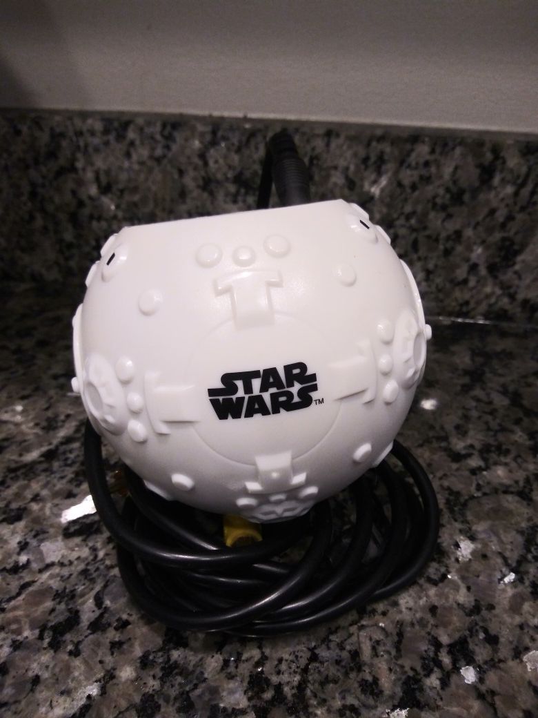 Star Wars lightsaber battle droid ball
