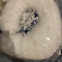 Breastfeeding Pillow