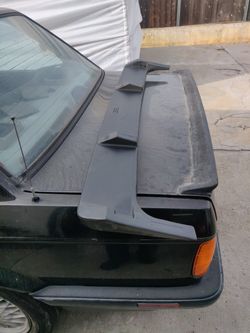 e30 hella spoiler