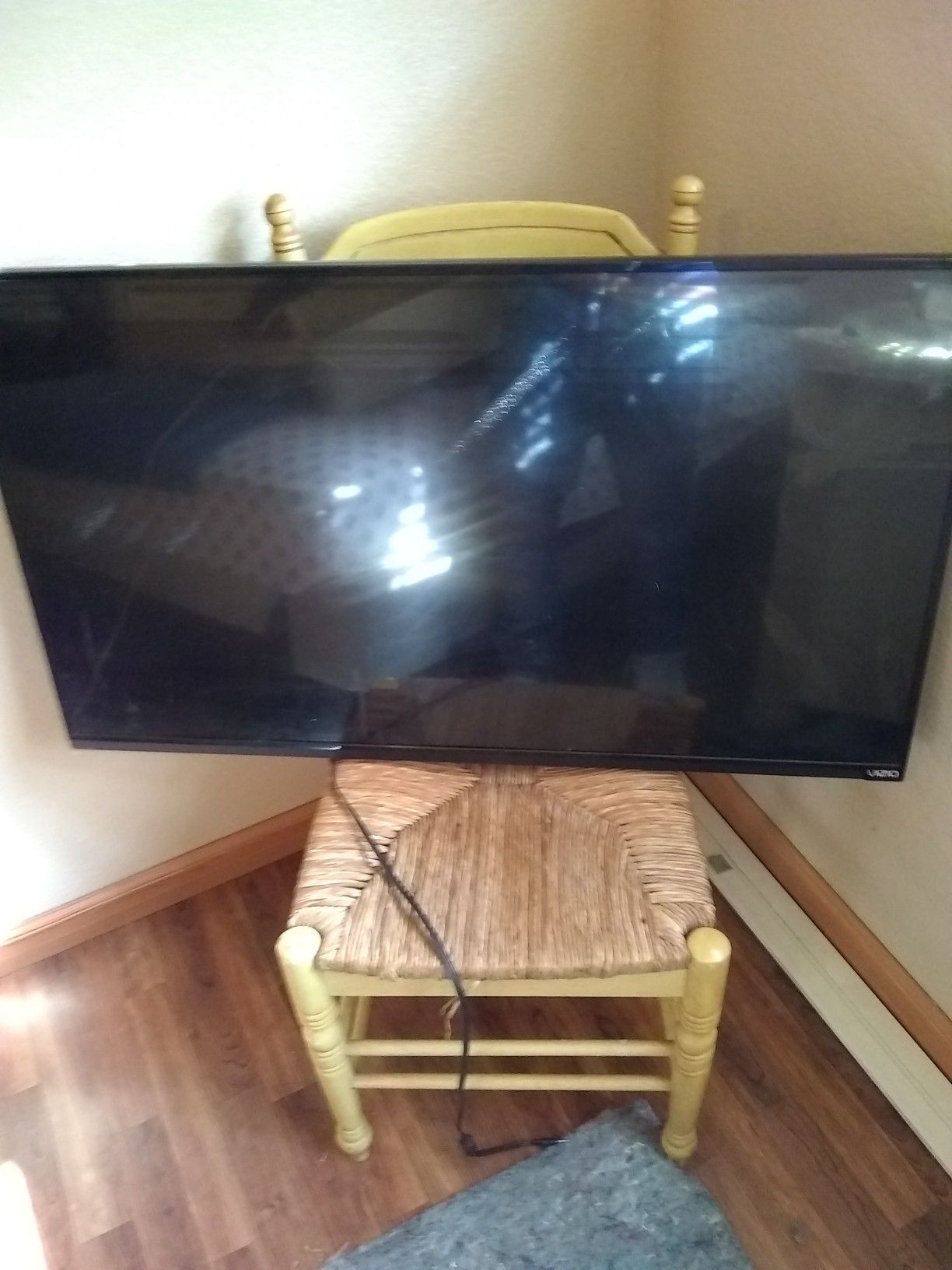 47" Visio smart TV....