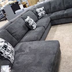 Ballinasloe Smoke Sectional Ashley Oversized 