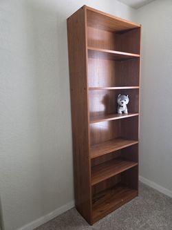 Sturdy bookshelf